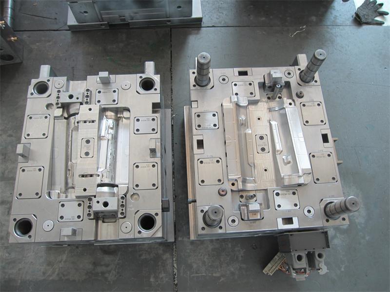 Automotive Dashboard mould